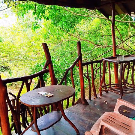 Sigiriya Rock Gate Tree House酒店 外观 照片